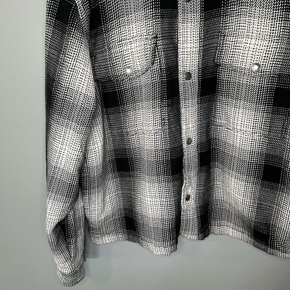 The North Face Valley Twill Utility Shacket - Picture 6 of 13